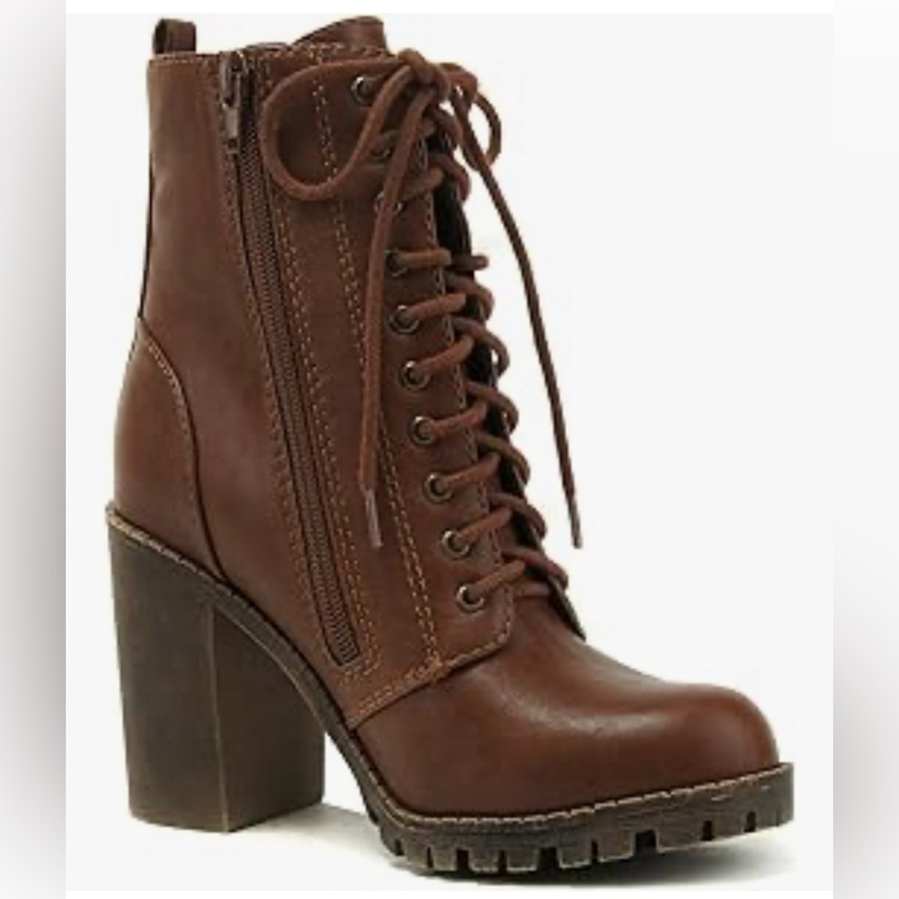 COPY - Soda Women's Malia Faux Lace Up Chunky Lug Sole Combat Boot 7